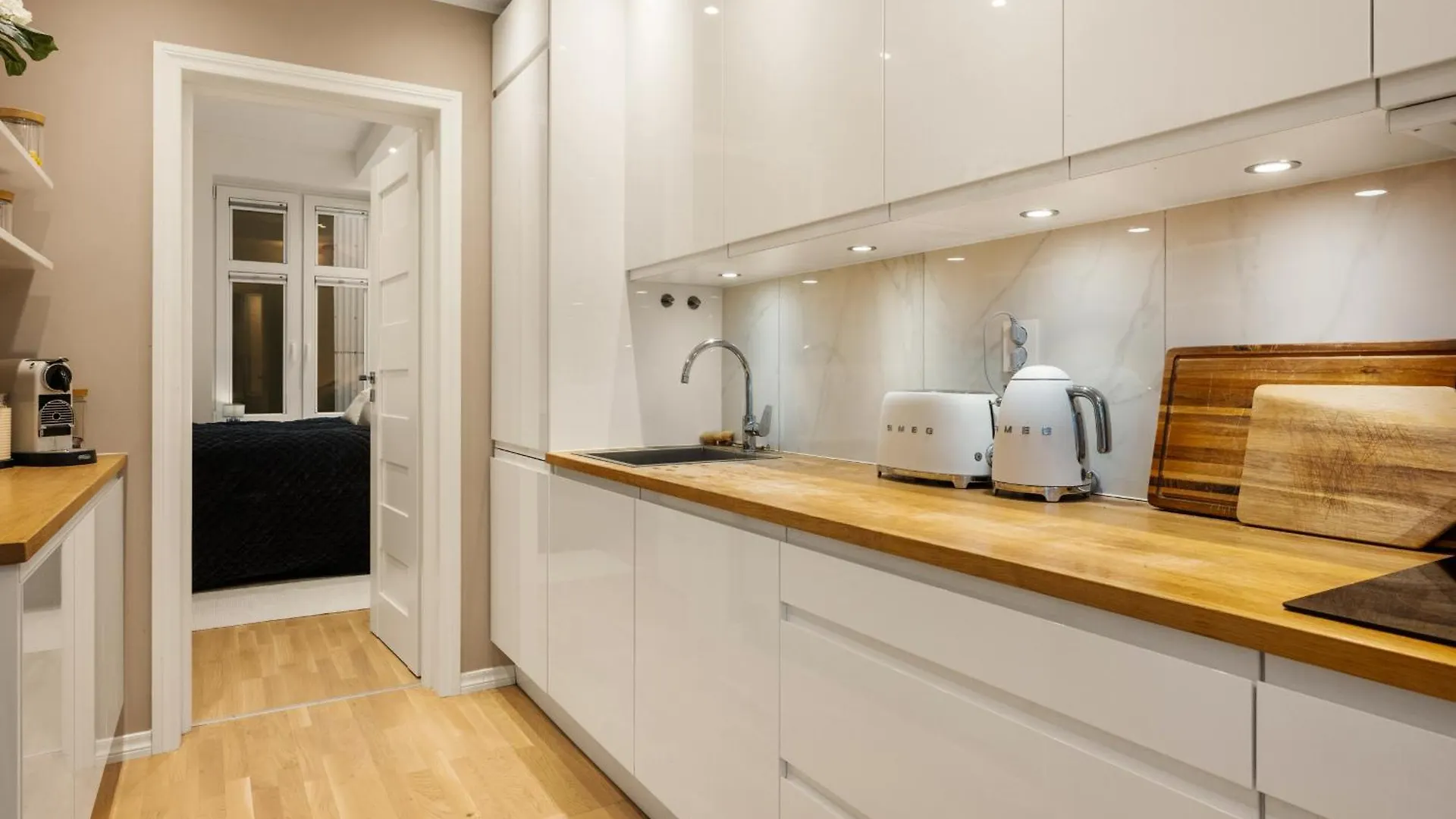 Luxury Summer Apartment With Balcony Near Bryggen Μπέργκεν